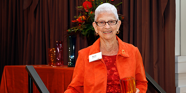 Muriel Hutchinson Strebe '51 honored with classroom dedication